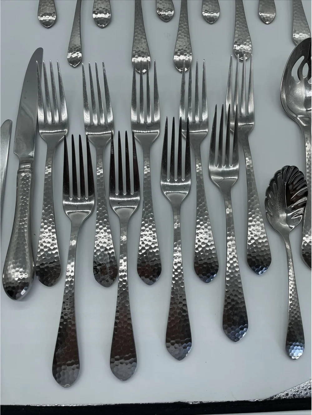 Reed & Barton  RDS299 Every Day Hammered Stainless 40 Pieces